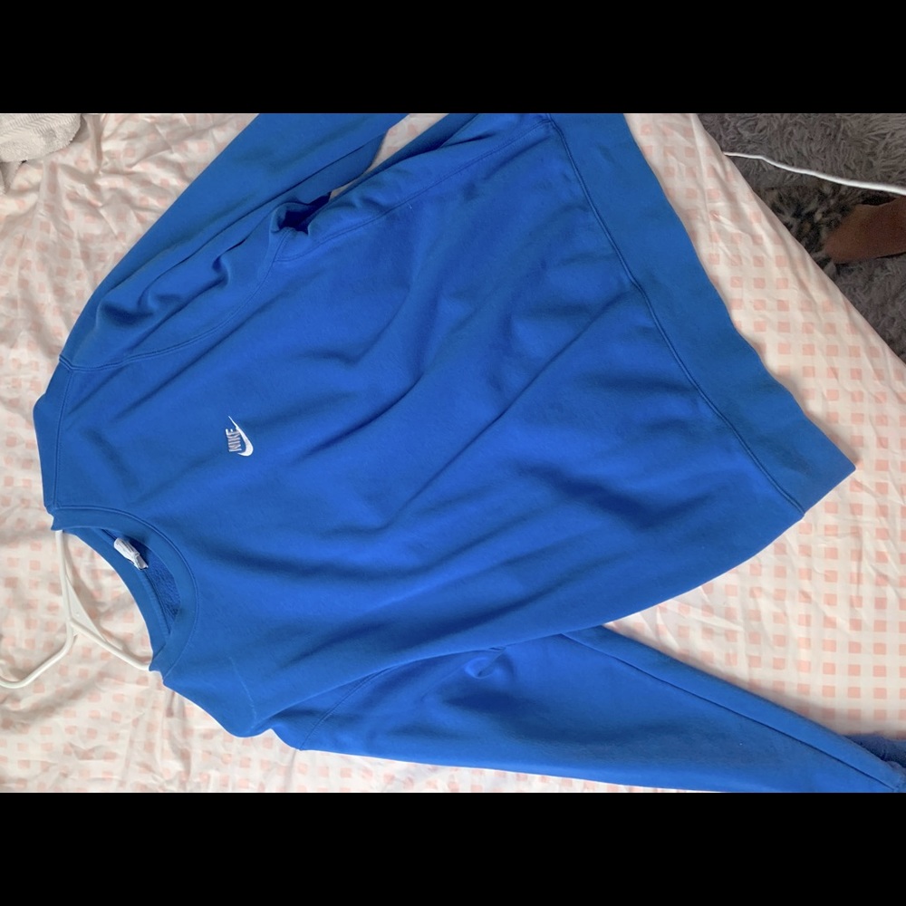 Nike sweater